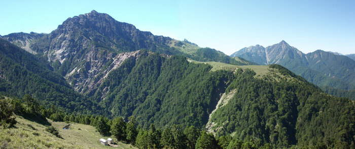 遙望南湖大山圖片